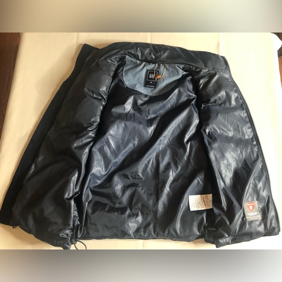 Gap women’s navy Primaloft wool blend vest size XS - Picture 3 of 10